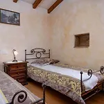 度假居 Rustikales Und Authentisches Mit Bbq, Babybett Und Hundefreundlich Kaštelir